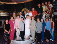 Reunion2003Attendees_3.jpg (133542 bytes)